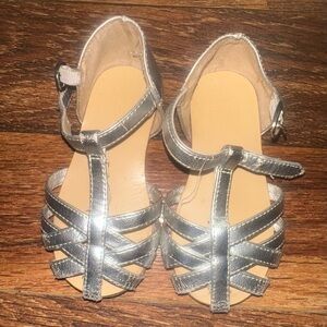 Janie and Jack Metallic Silver Kids Sandals bebé